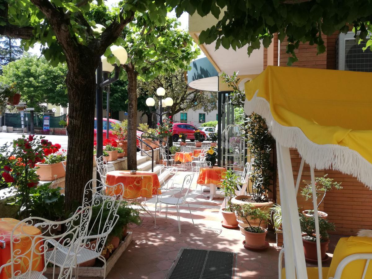 Eco-Hotel Edy Chianciano Terme Exteriör bild